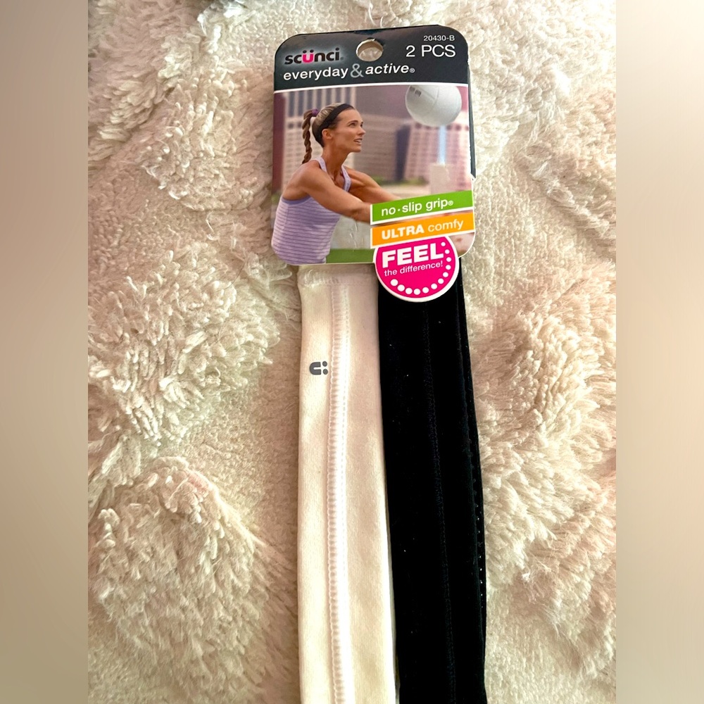 Scunci No-Slip Silicone Headwraps, Polka Dot/Navy, 2 pcs